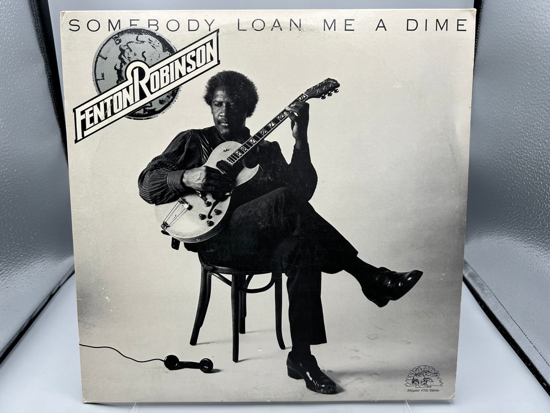Fenton Robinson: Somebody Loan Me A Dime (1981), reissue, Alligator label, NAMI pressing: Fenton Robinson: Somebody Loan Me A Dime (1981), reissue, Alligator label, NAMI pressing - Records have not been tested by the auction house for play quality. All items are sold as is.