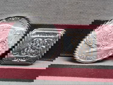 1/4 Oz. Each .999 FINE SILVER Various Designed Round & Art Bar (2 PCS)