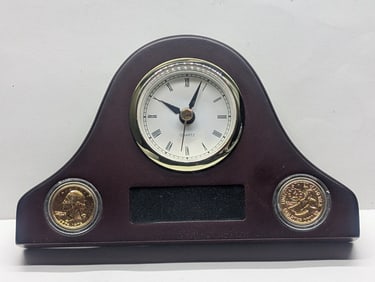 Gold *LAYERED* 1976 Washington Bicentennial Quarters Displayed in a Nice Wooden Clock, Working (2