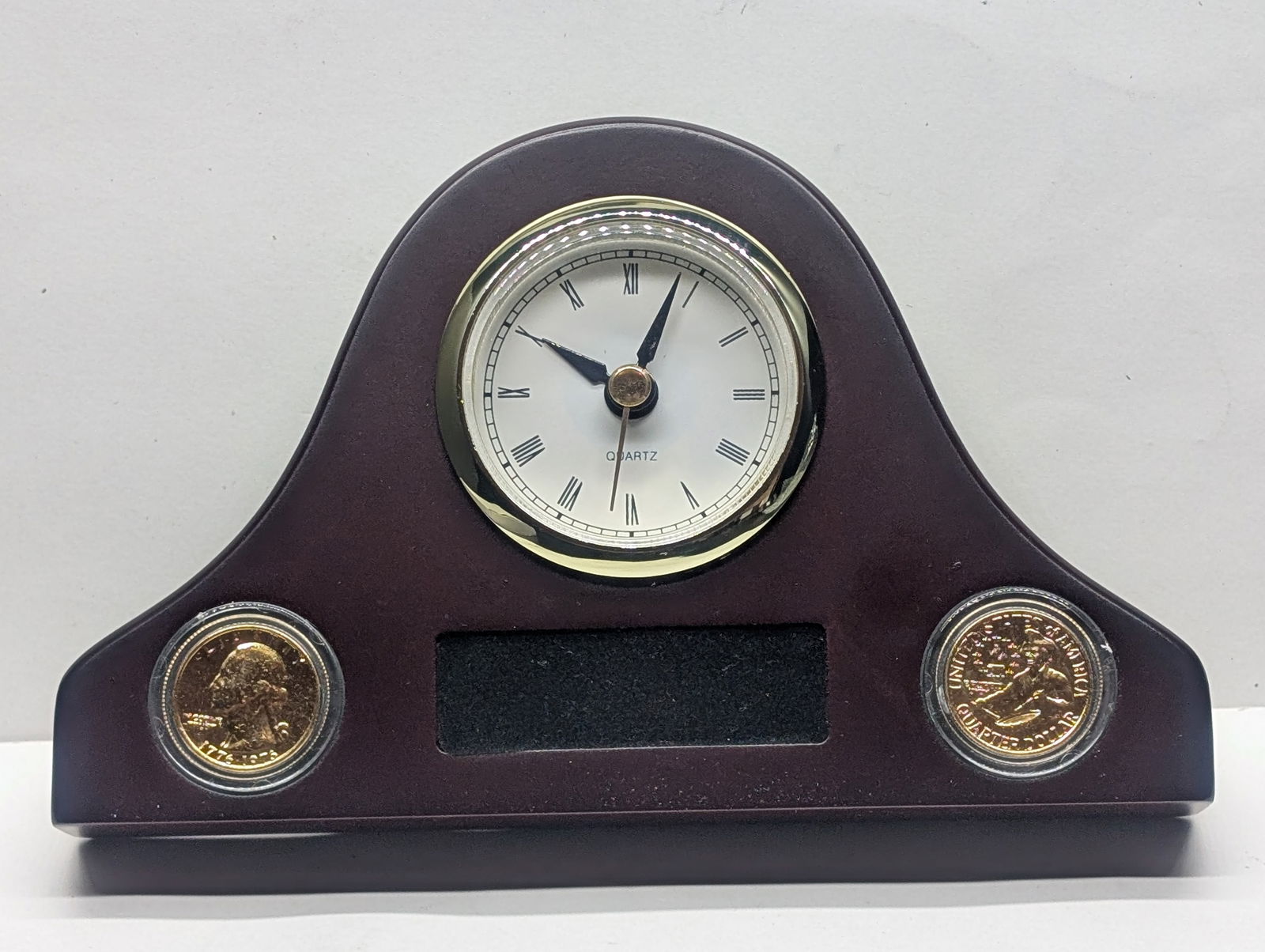 Gold *LAYERED* 1976 Washington Bicentennial Quarters Displayed in a Nice Wooden Clock, Working (2 (1 of 6)