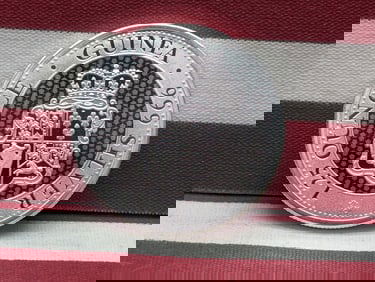 1.25 Oz. .999 SILVER 2022 East India Company Guinea 1.25 Pounds Rose Crown Shield Coin