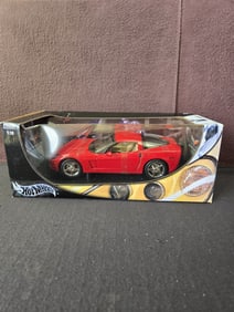 NIB Hot Wheels C6 Corvette 1:18 Scale