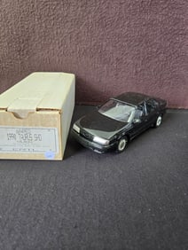 Ertl 1990 Ford Taurus Sho Black, Ford Promotional Car w/Box