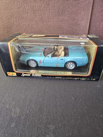NIB Maisto 1996 Corvette 1:18 Scale