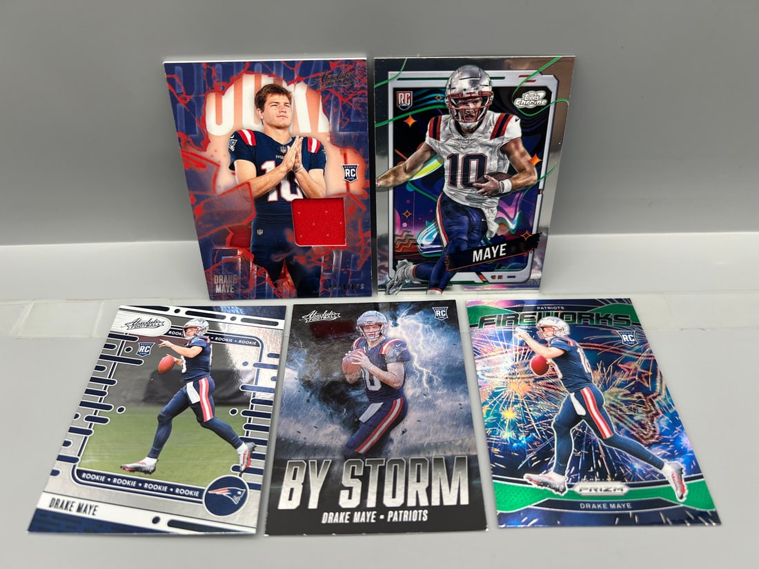 Lot of (5) Drake Maye Football Rookie Cards W/ Relic: Lot of (5) Drake Maye Football Rookie Cards W/ Relic