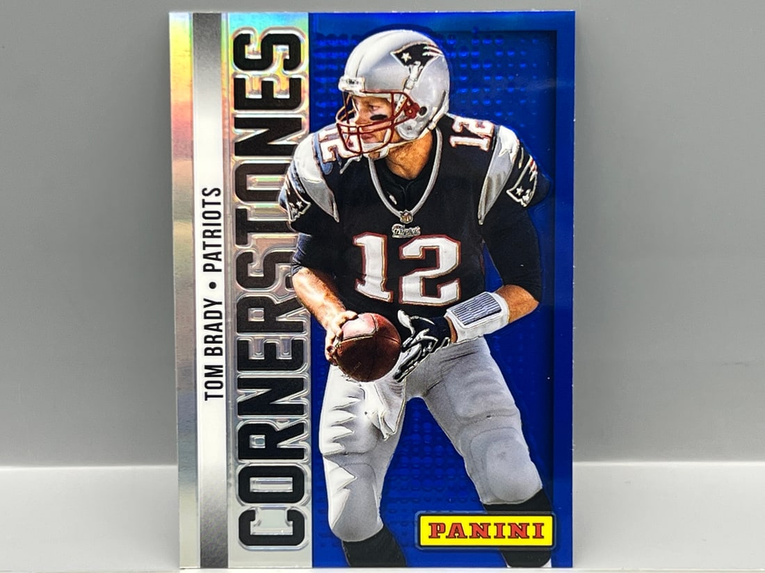 2013 Panini Prizm Tom Brady Cornerstones Blue Prizm #5 (1 of 2)