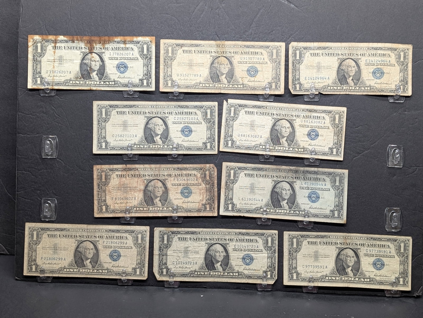 (10) 1957 One Dollar Silver Certificates: (10) 1957 One Dollar Silver Certificates
