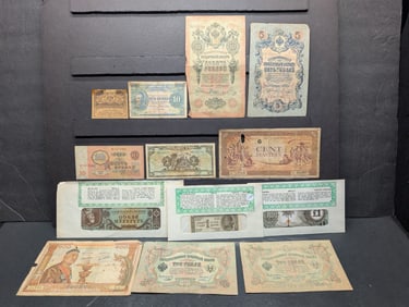 (13) Assorted Eastern European Notes World Currency