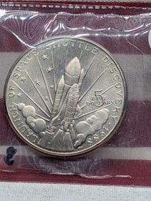 1988 U.S. Space Shuttle "Discovery" $5 Marshall Island Coin