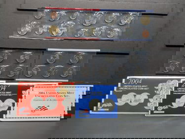 2004 P&D U.S. Mint 22 Coin Uncirculated Coin Set, includes the State Quarters, the extra Nickels &