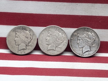 (3) Peace Dollars, 2 - 1922-S & 1 1922-D