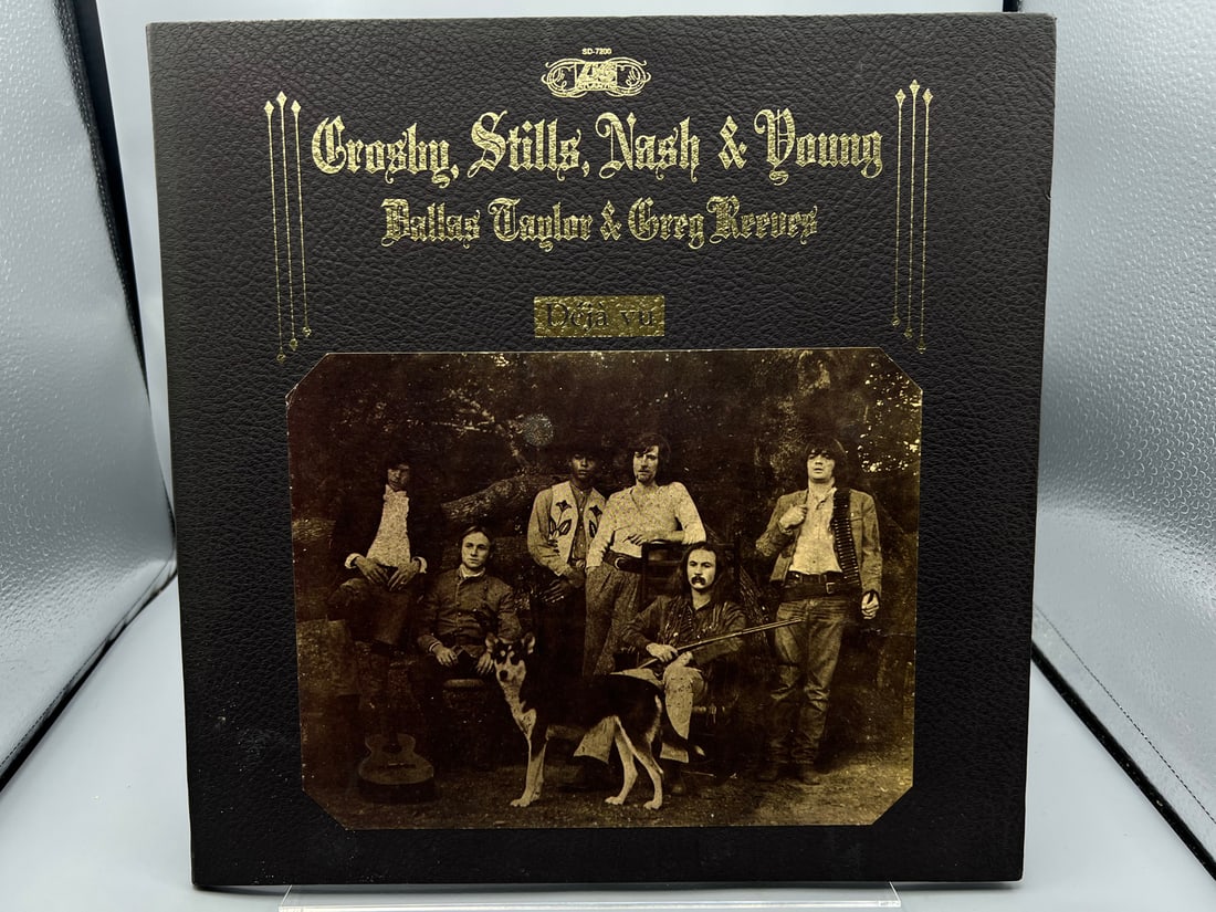 1970 Crosby, Stills, Nash & Young déjà vu Vinyl Album - SD 7200 (1 of 6)