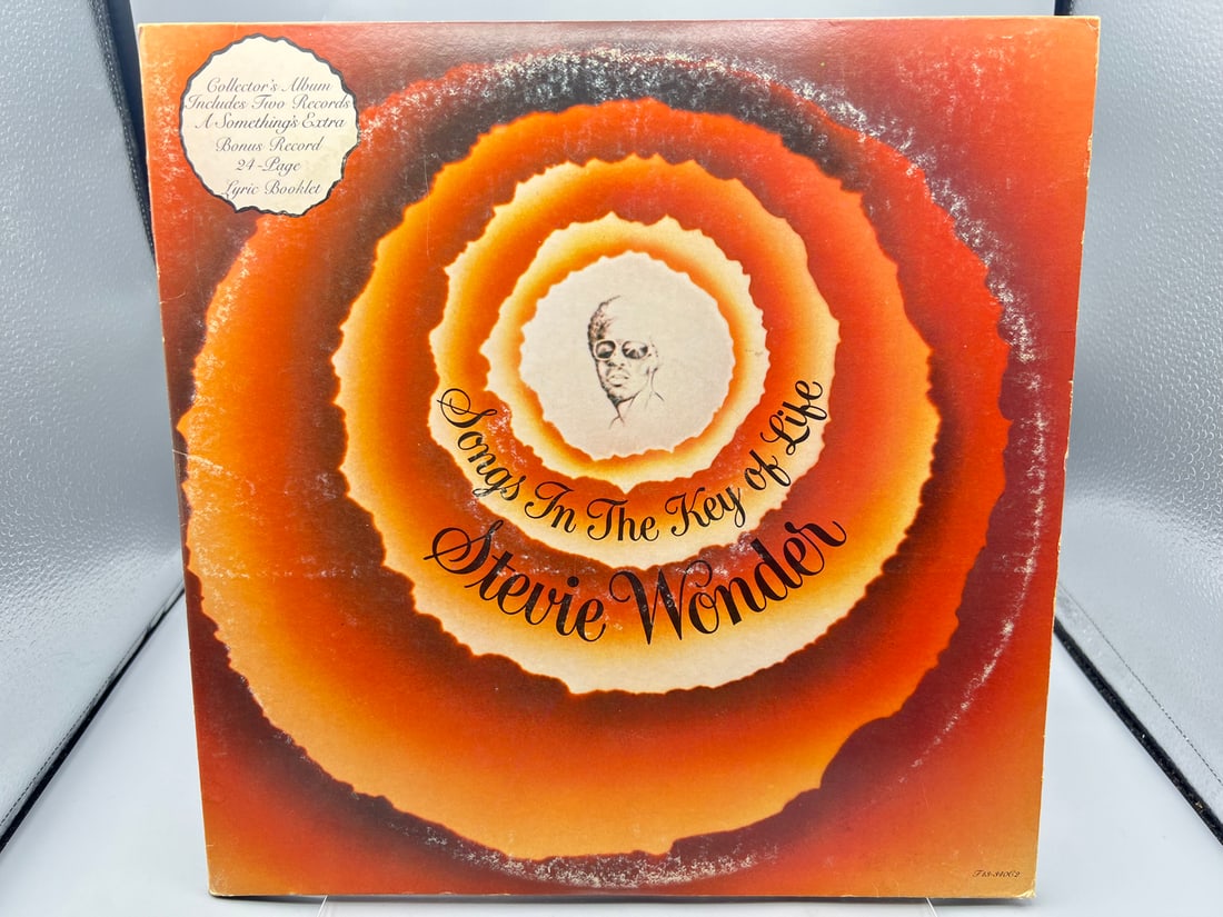 1976 Stevie Wonder Songs In The Key Of Life Vinyl Album - T13-340C2: 1976 Stevie Wonder Songs In The Key Of Life Vinyl Album - T13-340C2 - Records not tested by auction house for play quality. All items are sold as is.