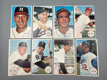 Lot of (8) 1964 Topps Giants Baseball Cards W/ Stars - Varying Conditions