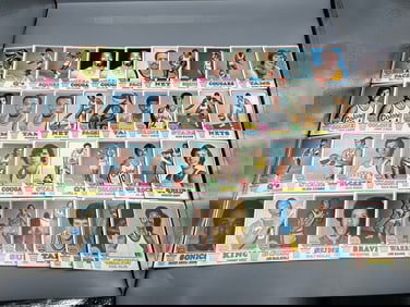 Lot of (40+) 1973-74 Topps Basketball Cards - Varying Conditions