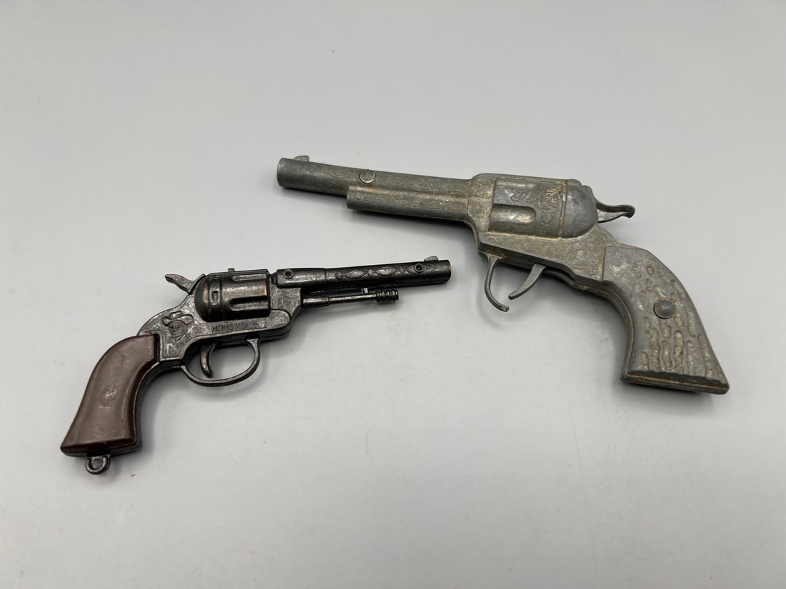 Lot of (2) Vintage Miniature Cap Guns (1 of 2)