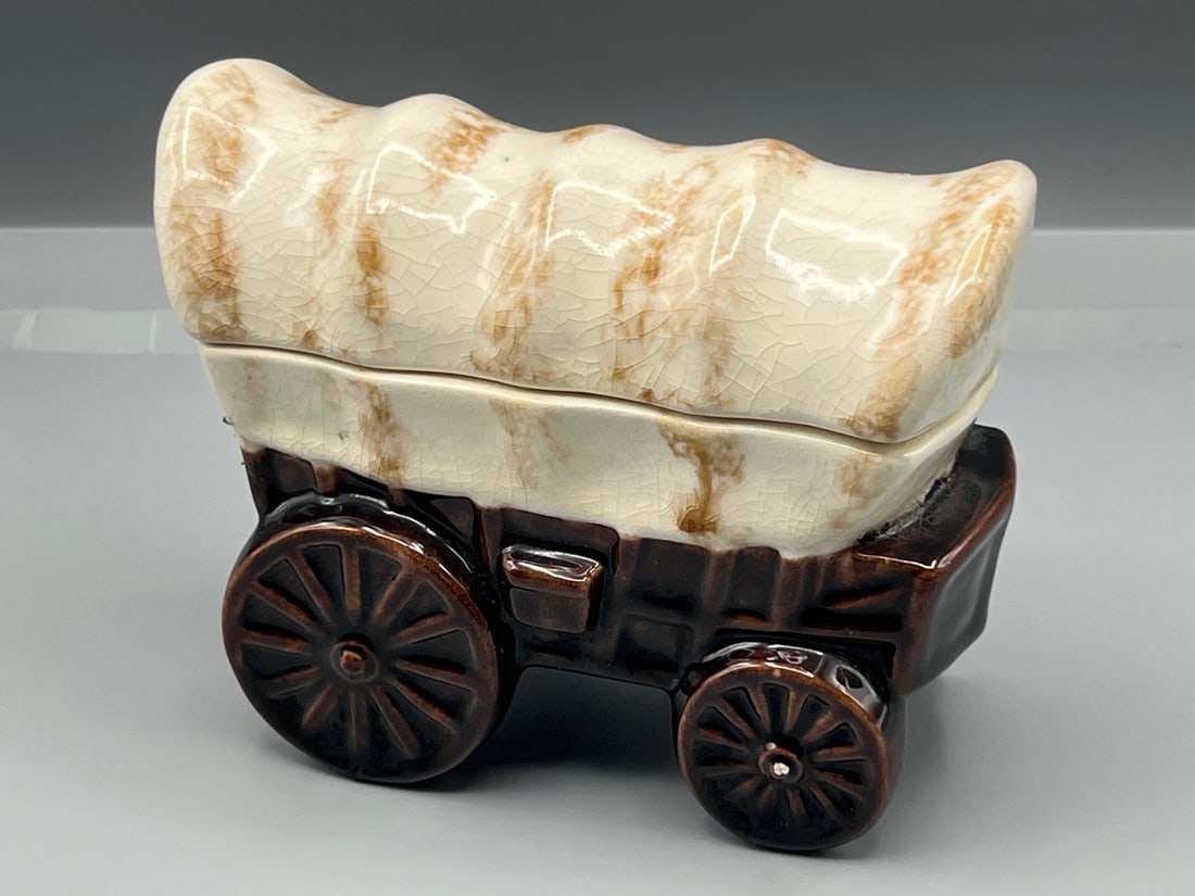 Vintage Ceramic Covered Wagon Collectible (1 of 3)
