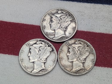 (3) Mercury Dimes 1942 P &,D, S