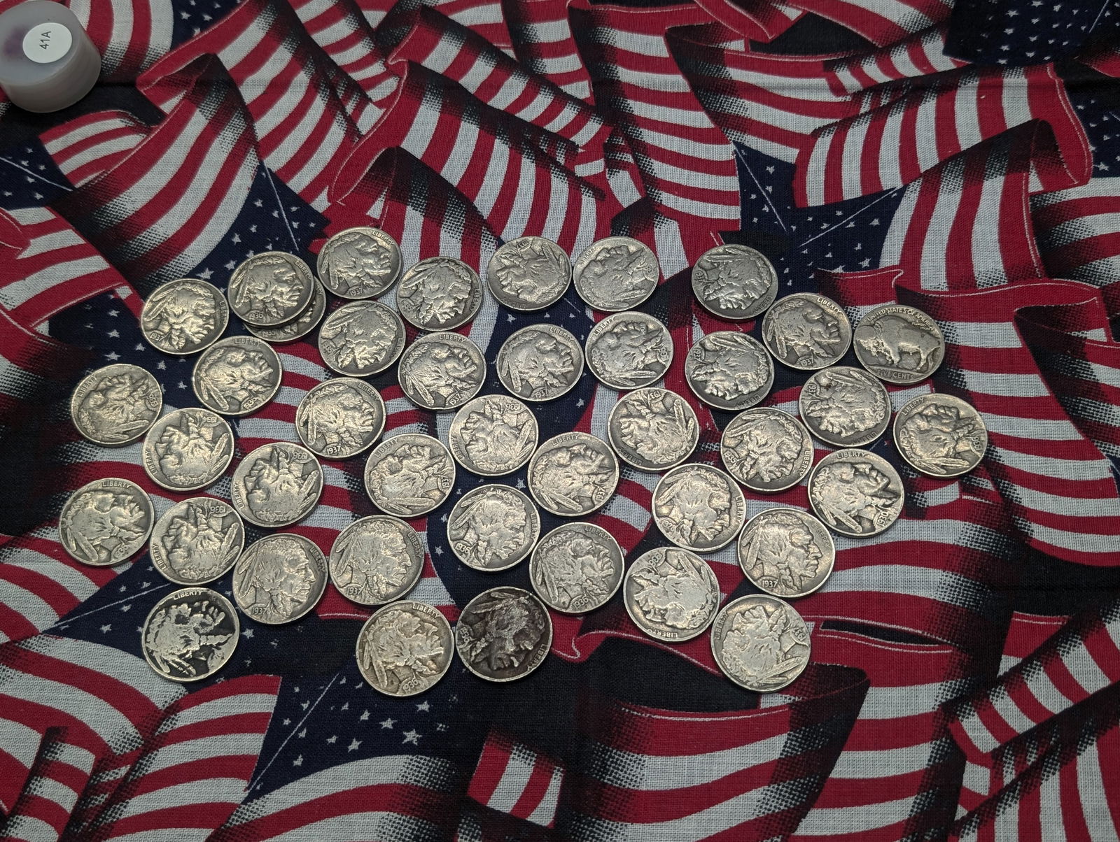 (40) Mixed Date Buffalo Nickels (1 of 9)