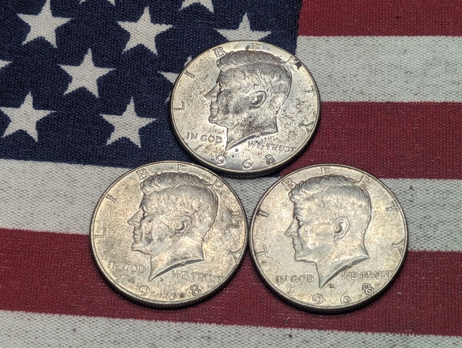 (3) Kennedy Half Dollars 1968-D  40% Silver (1 of 2)
