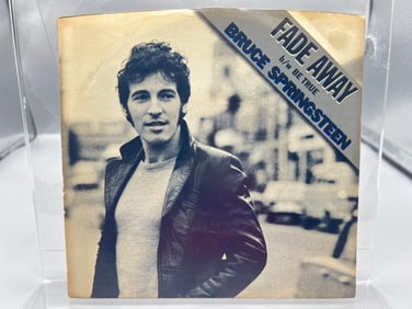 1981 Bruce Springsteen Be True/Fade Away 45 RPM Record W/ Picture Sleeve - 11-11431