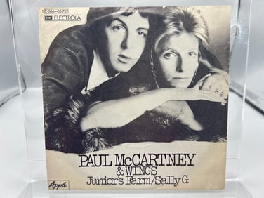 1974 Paul McCartney And Wings Sally G/Juniors Farm Germany Release 45 RPM Record W/ Picture Sleeve -