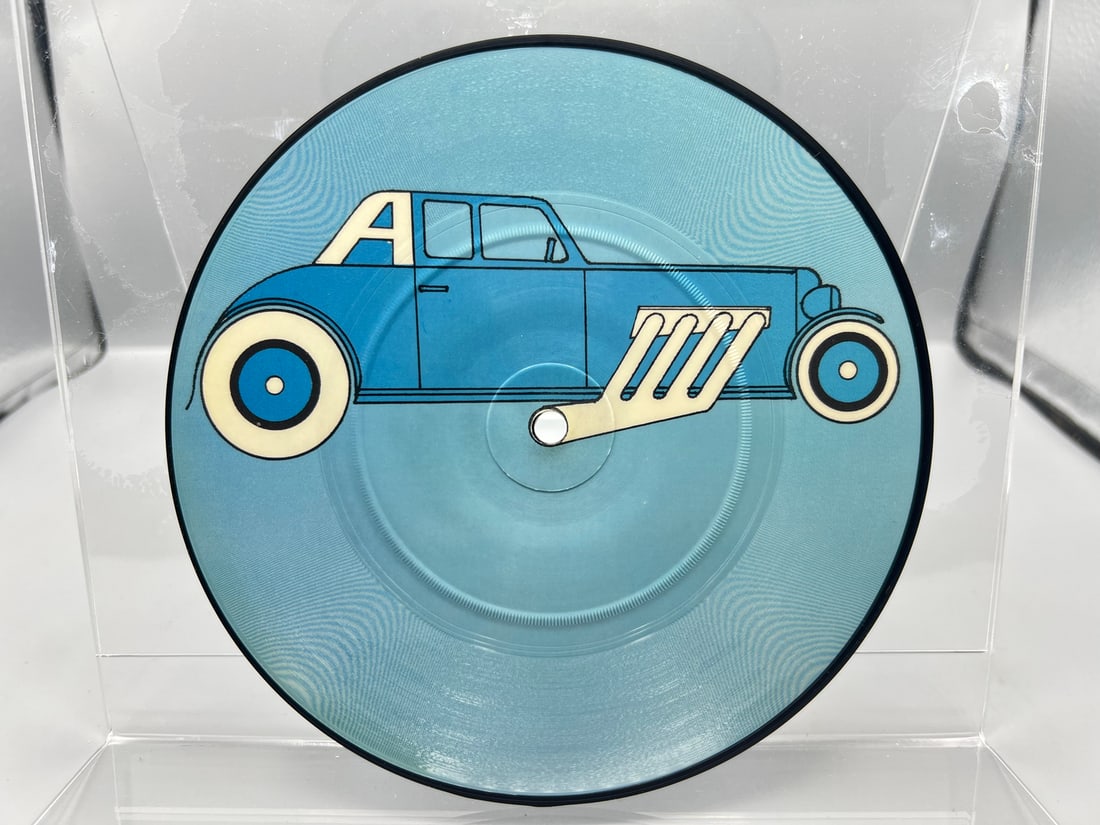 1978 The Cars Just What I Needed/I'm In Touch With Your World 45 RPM Picture Disc Record - K12312 (1 of 2)