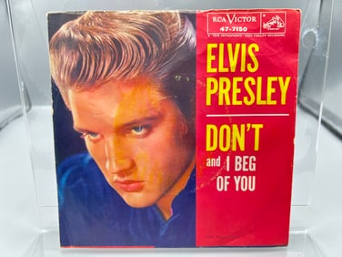 1958 Elvis Presley I Beg Of You/Don't 45 RPM Record W/ Picture Sleeve - 47-7150