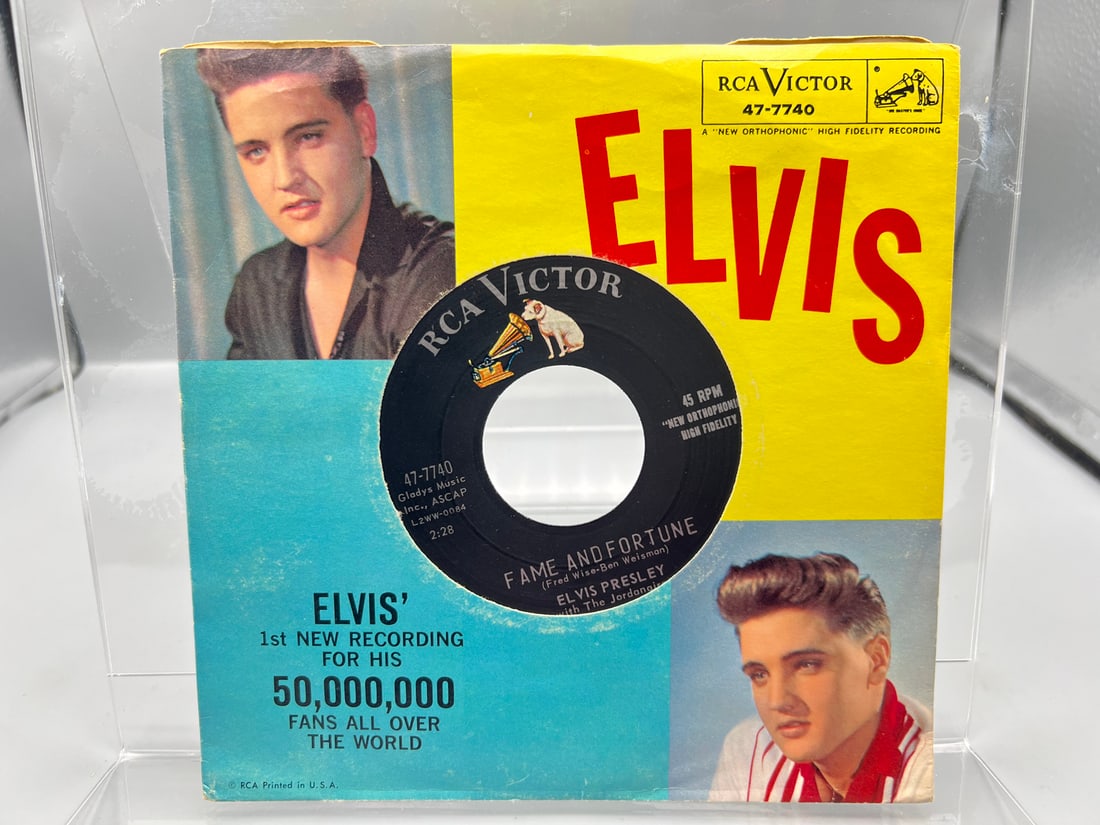 1960 Elvis Presley Fame And Fortune/Stuck On You 45 RPM Record W/ Picture Sleeve - 47-7740 (1 of 4)
