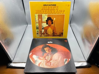 Lot of (2) Arlo Guthrie Vinyl Albums - Varying Conditions