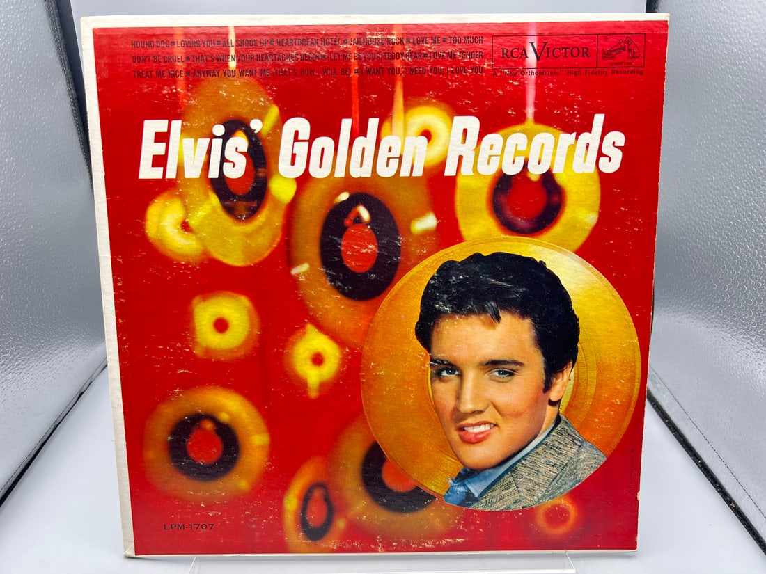1958 Elvis Presley Elvis' Golden Records Vinyl Album - LPM 1707: 1958 Elvis Presley Elvis' Golden Records Vinyl Album - LPM 1707 - Records not tested by auction house for play quality. All items are sold as is.