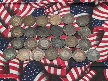 25 Mixed Date Canada Large Cents.