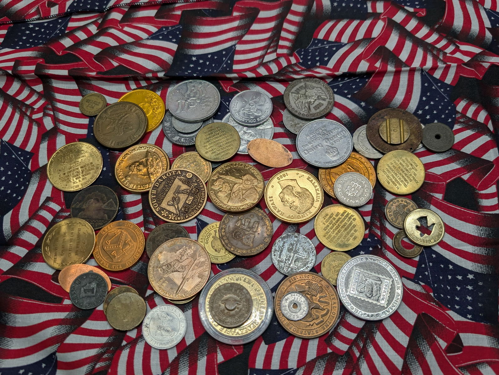 1+ Pounds.  Mixed Tokens, Medals, Etc. (1 of 5)
