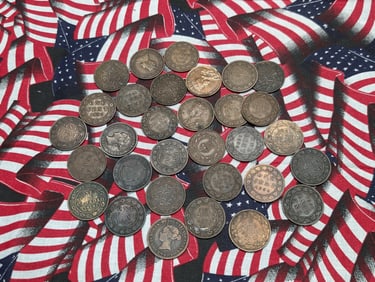 30 Mixed Date Canada Large Cents.