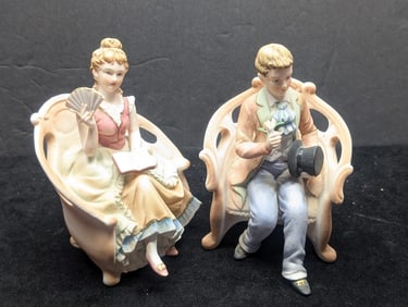Pair of George Z. Lefton porcelain figurines KW3826, Victorian-style lady with fan and book, and