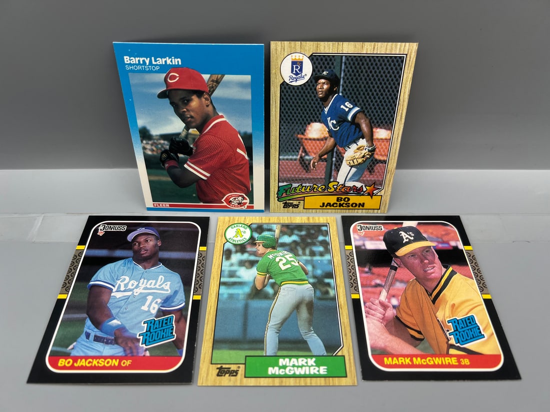 Lot of (5) 1980s Baseball Rookie Cards - Bo Jackson, Mark McGwire, Barry Larkin (1 of 2)