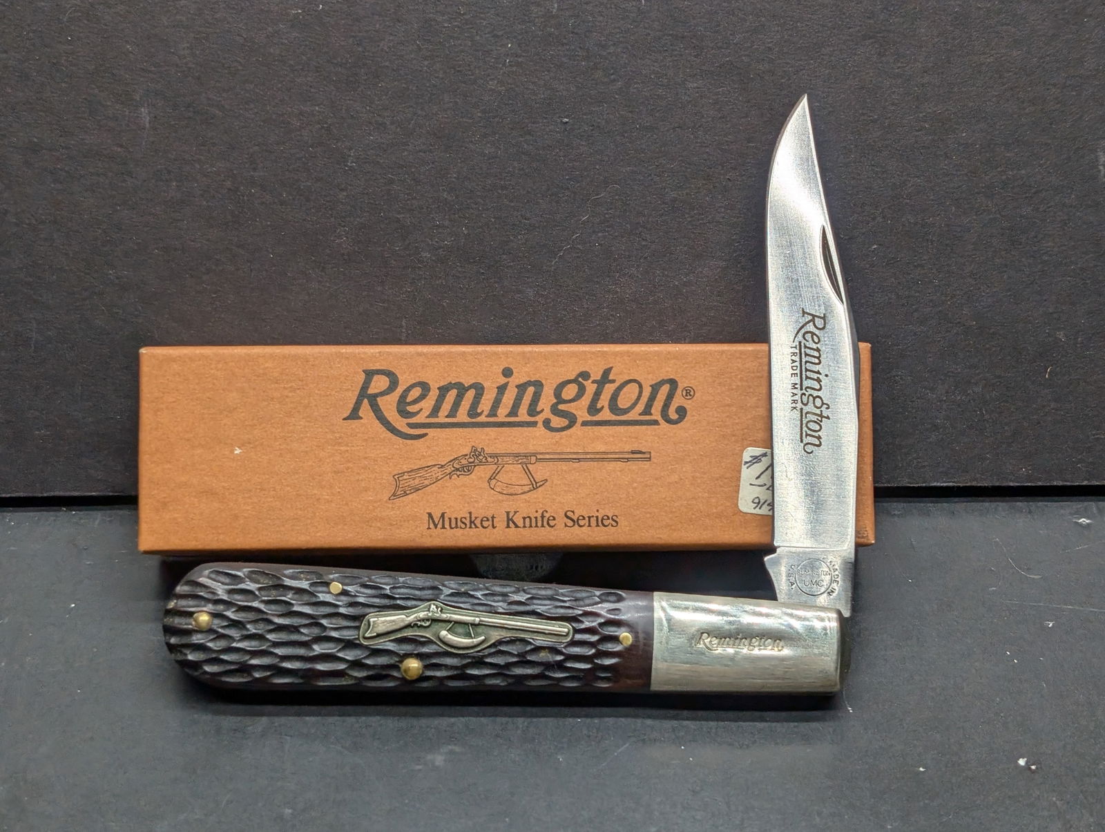 Remington R1240 Musket-1 Daddy Barlow Knife - NIB - Delrin Handles (1 of 12)