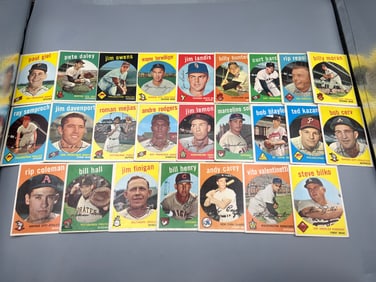 Lot of (25) 1959 Topps Baseball Cards - Varying Conditions