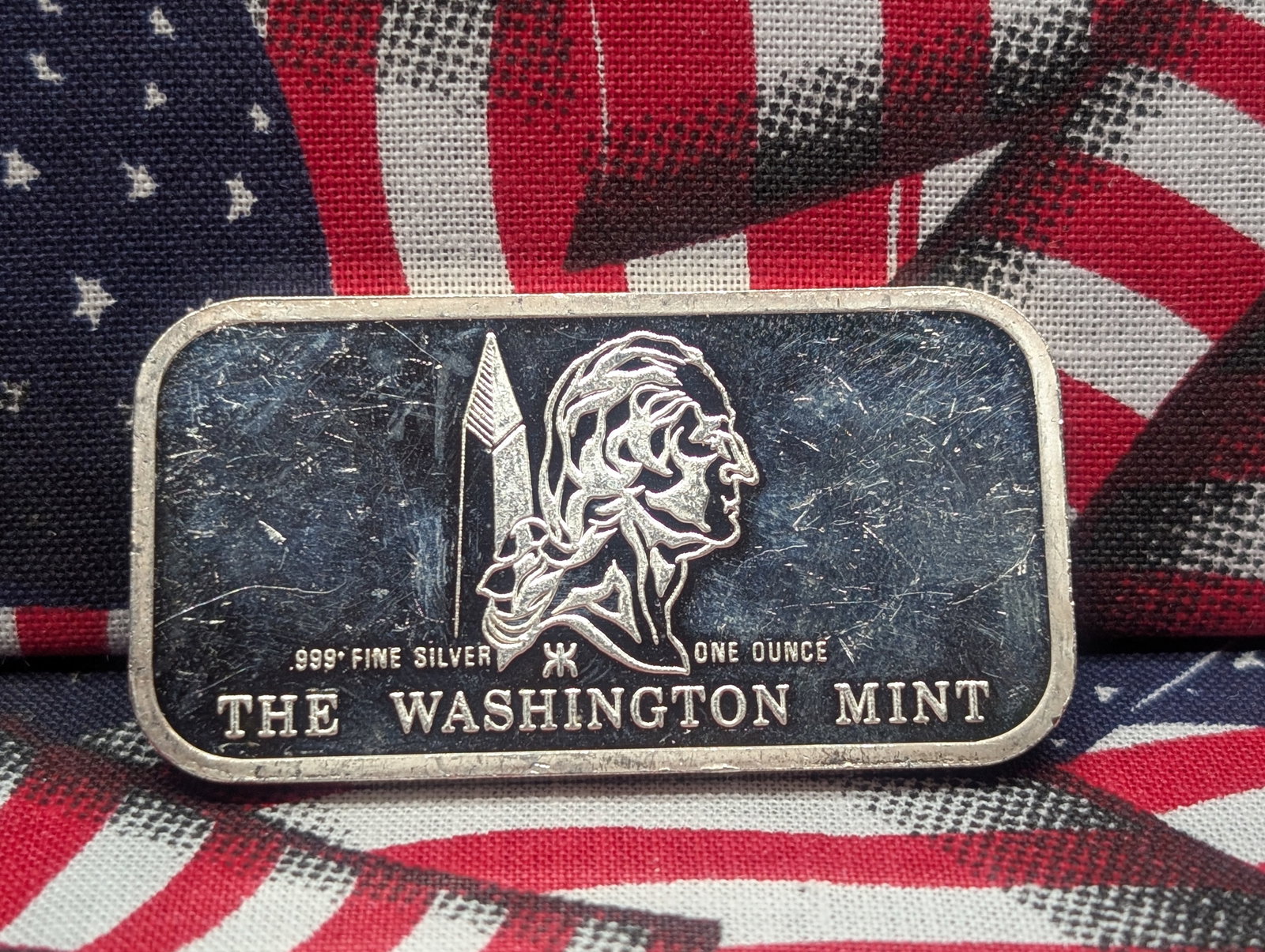1 Oz. .999 FINE SILVER George Washington / Peace Liberty Designed Art Bar. (1 of 2)