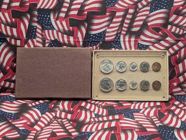 1963-P&D Mint Set in Display Case.