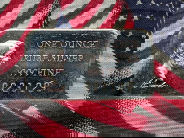1 Oz. .999 FINE SILVER Abraham Lincoln Designed Art Bar.