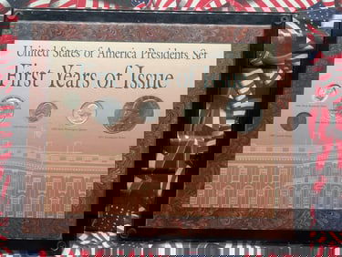 United States of America Presidents - First Year of Issue Coin Collection in Nice Display.