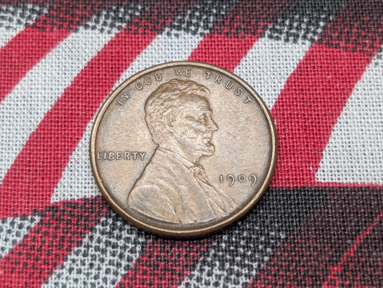 1909 VDB Lincoln Wheat Cent *AU+*. (1 of 3)