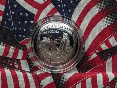 2019 P Apollo 11 Commemorative $1 in Capsule. GEM Proof.