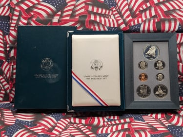 1995-S U.S. Mint Prestige Set in OGP - Includes Civil War Battlefield Commemorative Silver Dollar.