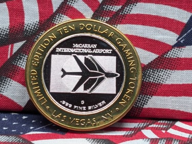 Limited Edition .999 FINE SILVER (Center) McCarran Airport Casino $10 Gaming Token in Capsule .
