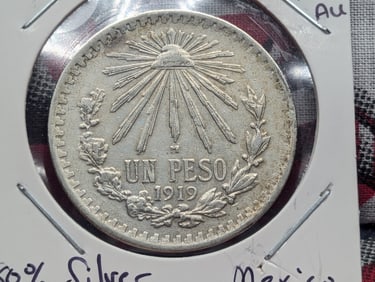 1919 Mexico Un Peso, XF-AU, 80% Silver, 18.13 Grams.