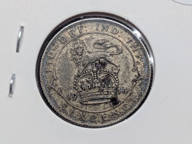 1914 Great Britain Six Pence, 92.5% Silver, 2.82 Grams.
