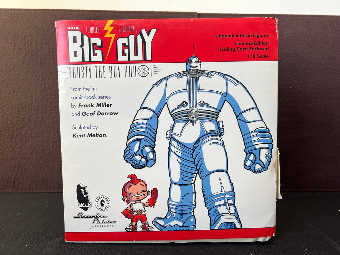 Streamline Pictures The Big Guy and Rusty the Boy Robot Unpainted Resin Figure Set - 1/8 scale - (1 of 8)