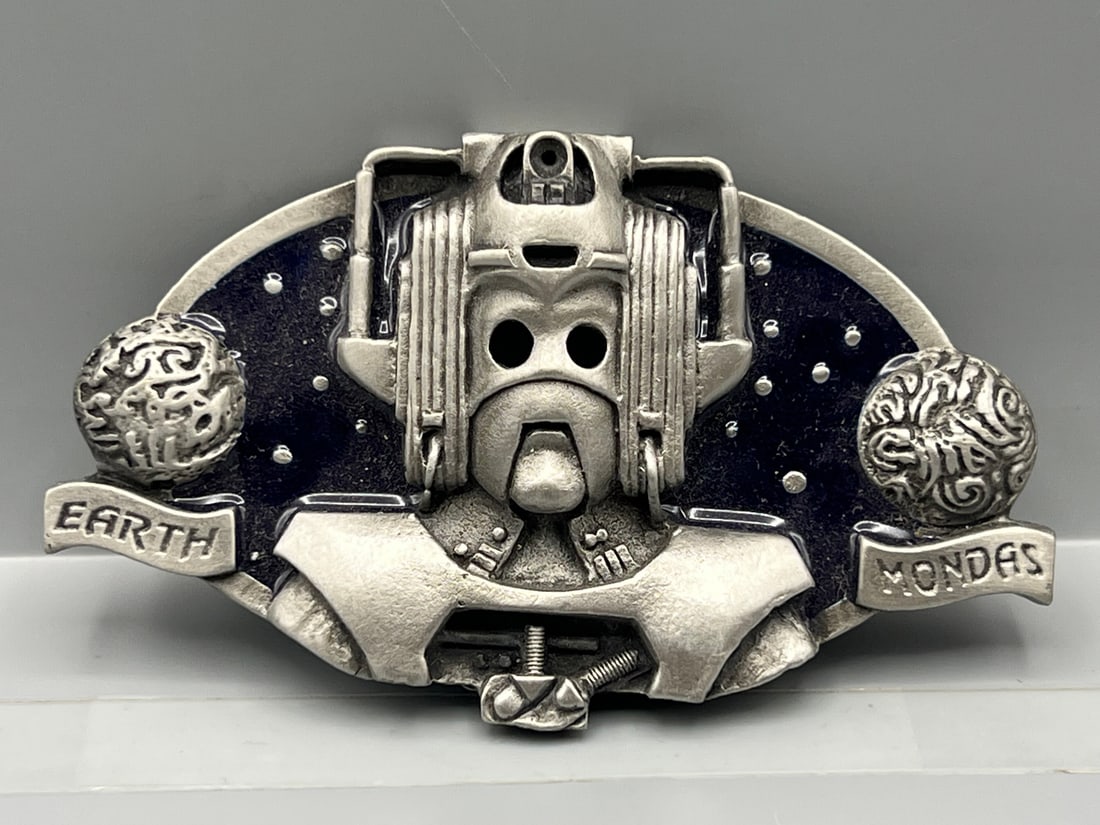 Ultimate Buckles Doctor Who Cyberman UL89 Pewter Belt Buckle (1 of 2)